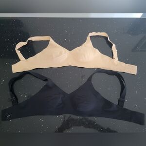 Knix Padded V-Neck Evolution Bra (Wide Strap) Set Of 2